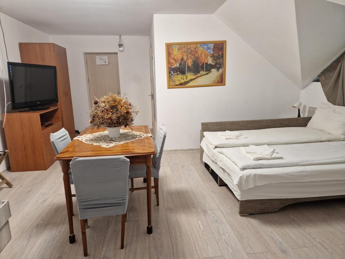 Hotel Sepsi Relax Sfântu-Gheorghe Exteriér fotografie