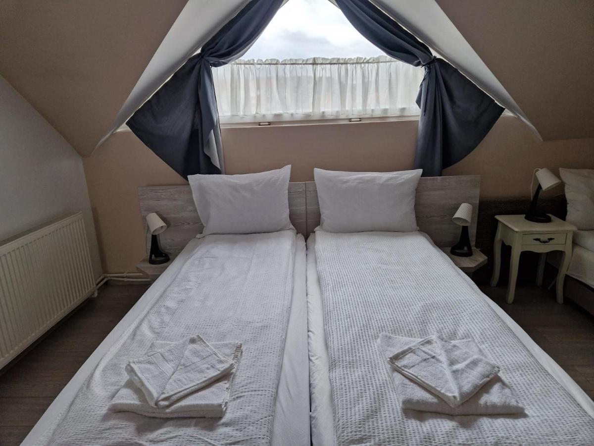 Hotel Sepsi Relax Sfântu-Gheorghe Exteriér fotografie